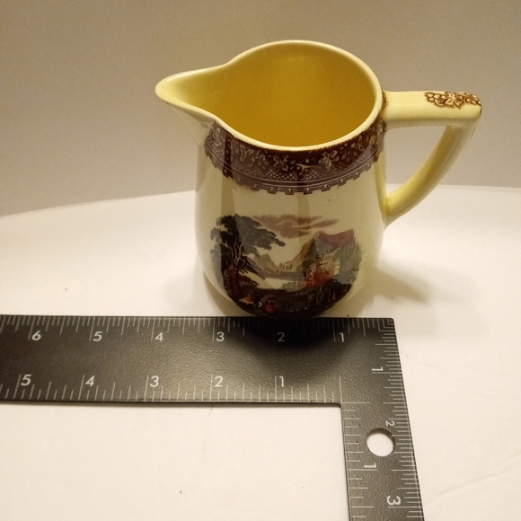 Royal Staffordshire Pottery Jenny Lind Creamer Made In England - Picture 8 of 8